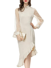 Robe courte asymétrique à boutonnage simple Isabella